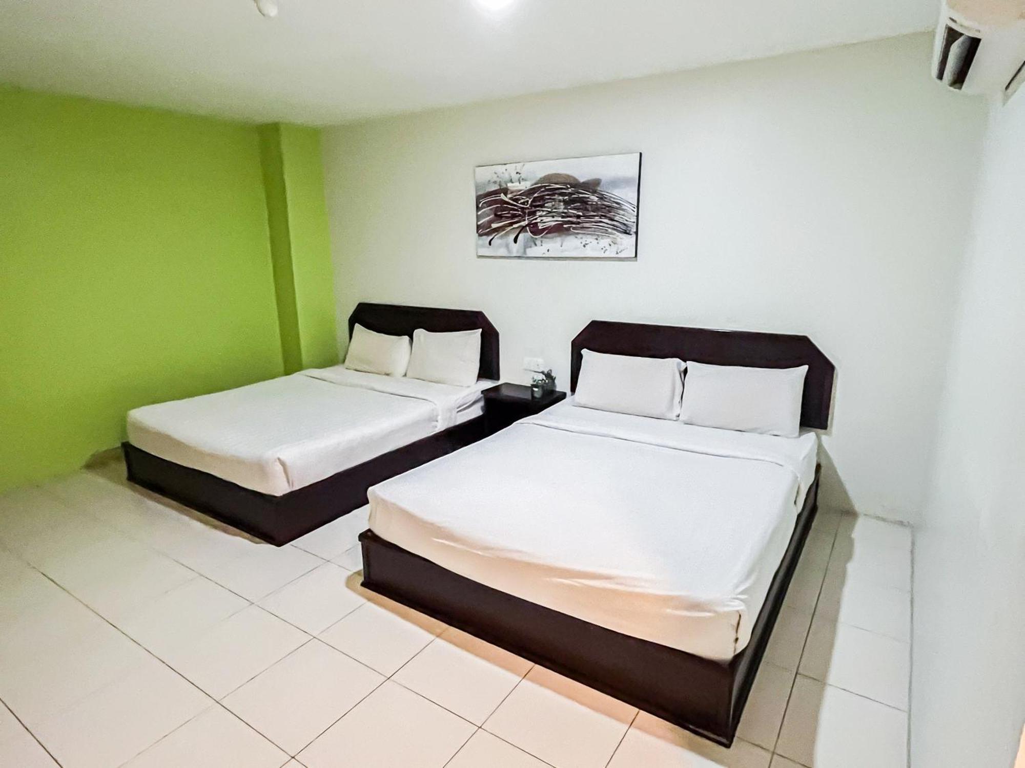 Ho Hotel 3*